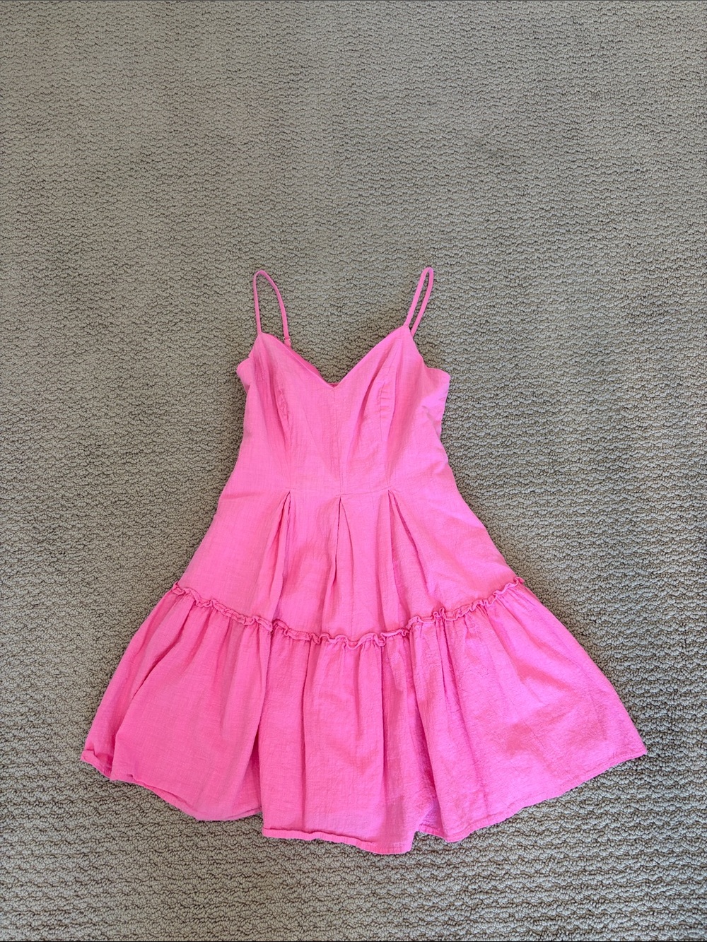Women’s pink v neck tiered sundress